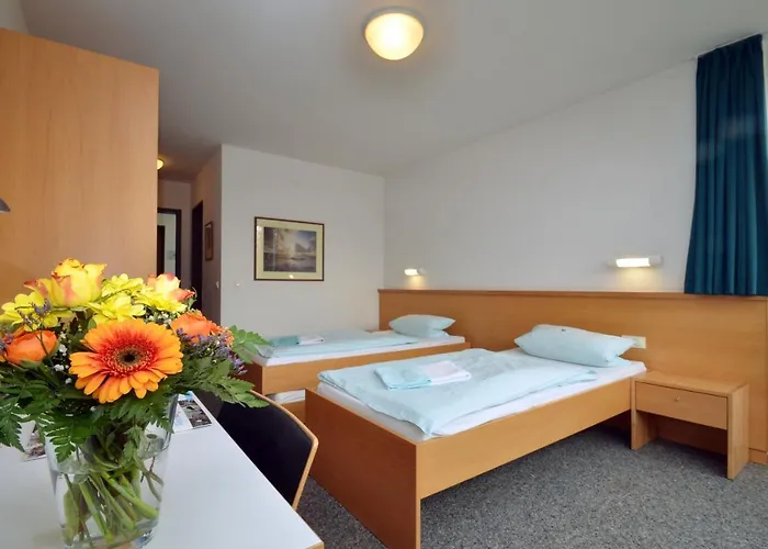 Wasserburg Rindern 3* Kleve